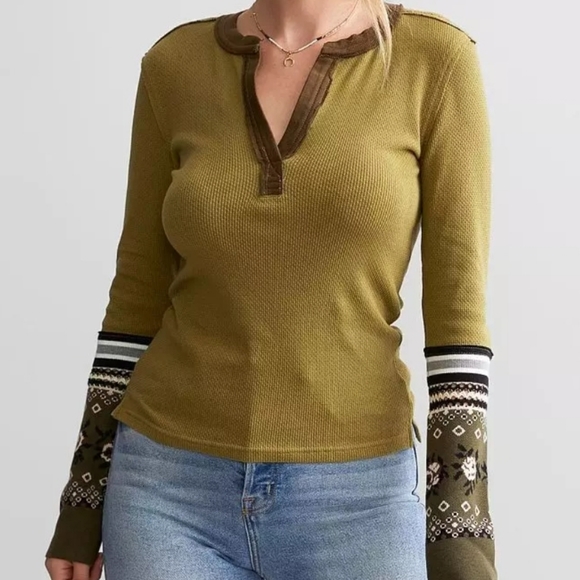 Free People Mikah Notch Neck Top Green - Picture 10 of 10